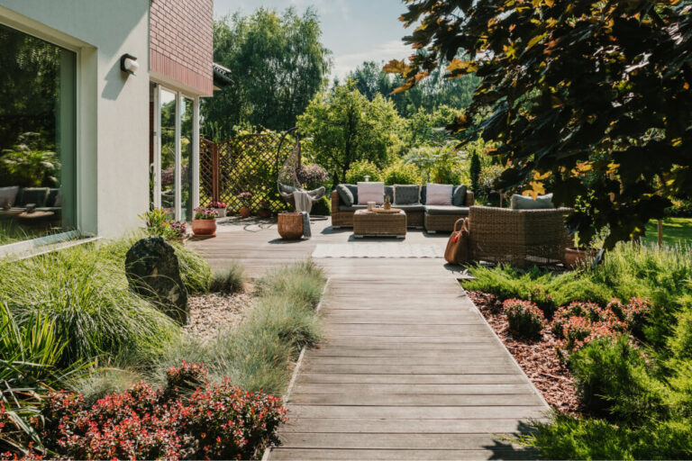 Perfect Pergola Ideas to Transform Your Backyard